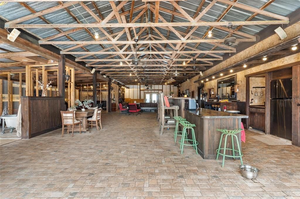 Dining room, Interior