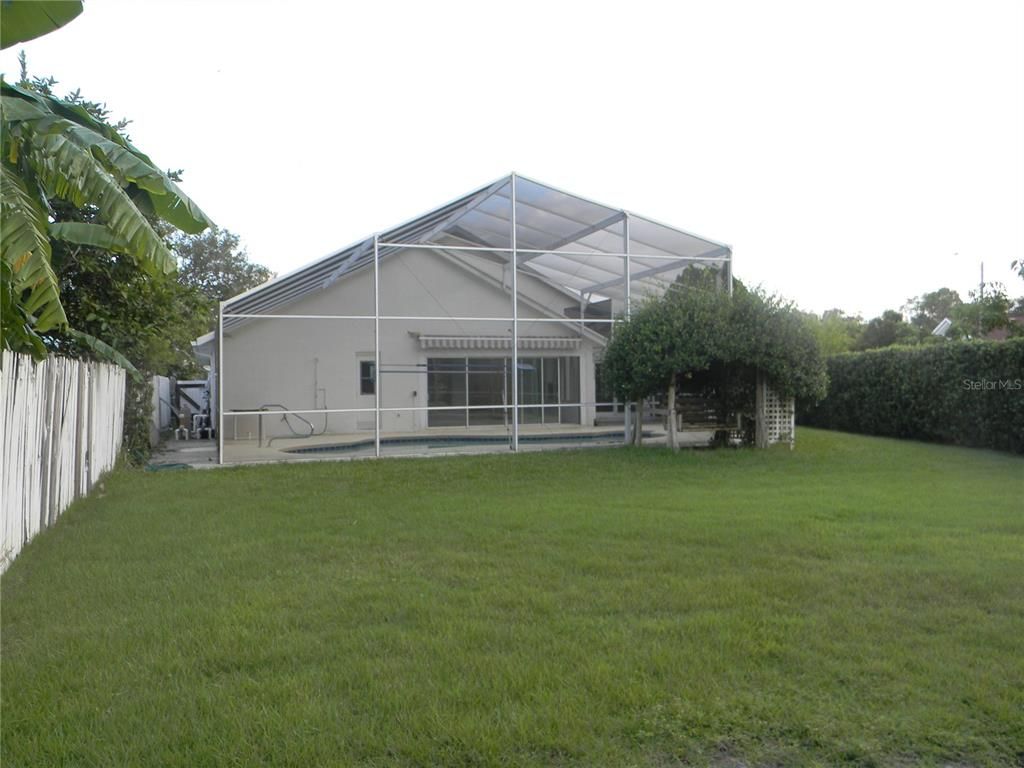 Backyard, Exterior
