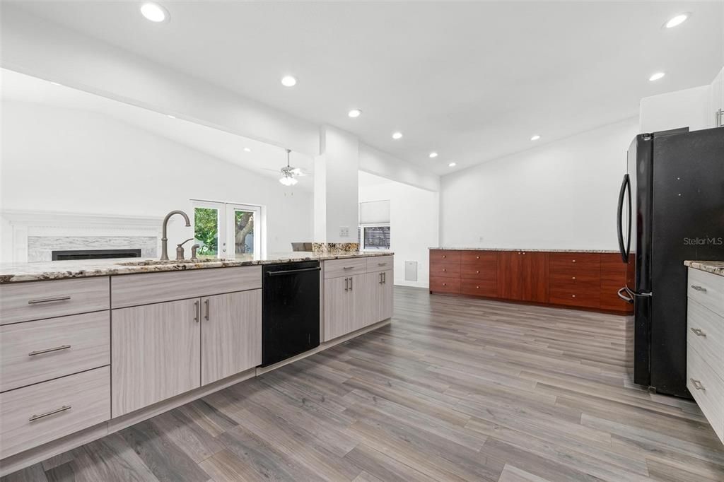 Chandelier, Interior, Kitchen, Recessed Lighting, Wood Texture Flooring