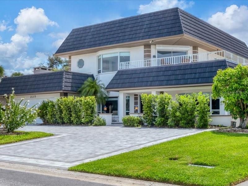 Backyard, Exterior, Facade, Farmhouse