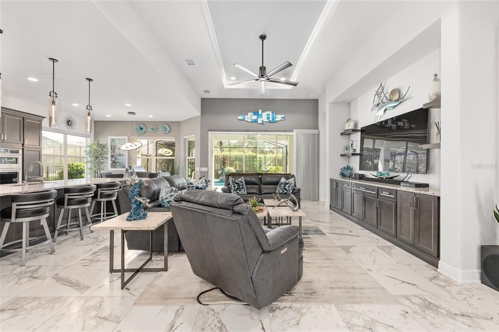 Interior, Kitchen, Living room, Marble, Pendant Lights, Recessed Lighting