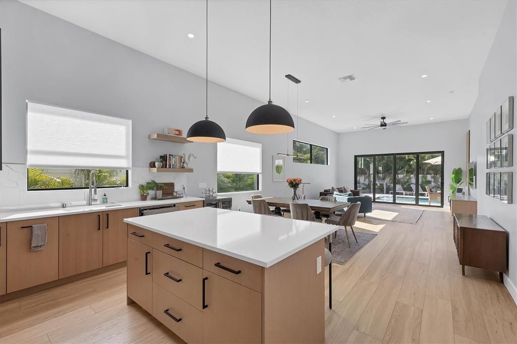 Dining room, Interior, Kitchen, Pendant Lights, Recessed Lighting, Wood Texture Flooring
