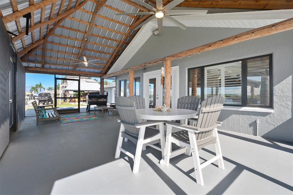 Dining room, Interior, Wooden Beams