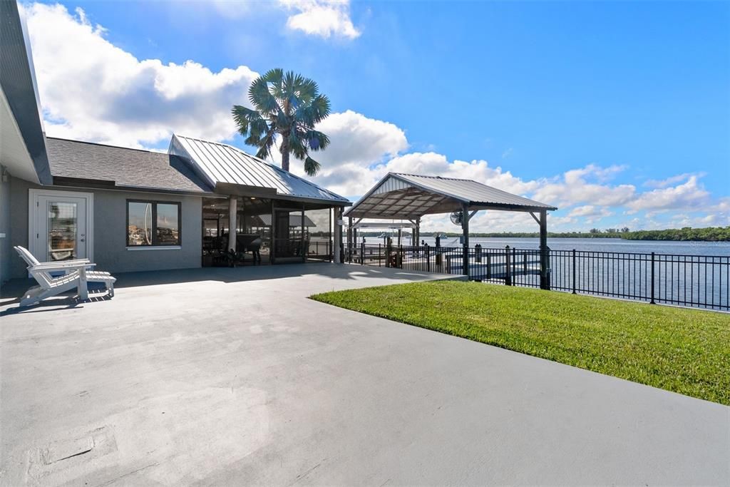 Backyard, Exterior, Water