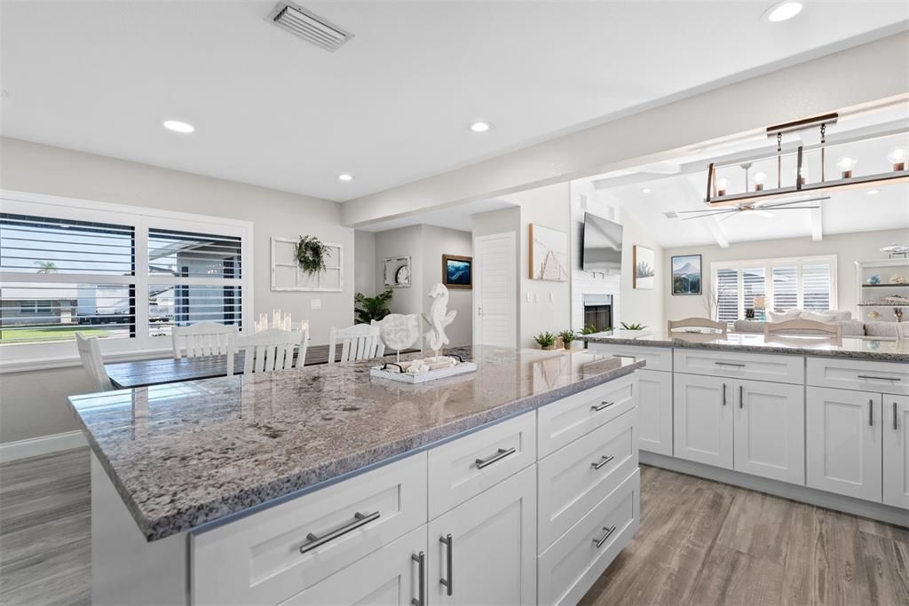 Dining room, Interior, Kitchen, Pendant Lights, Recessed Lighting, Wood Texture Flooring