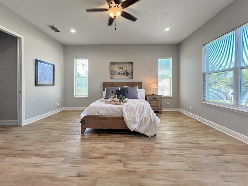 Bedroom, Interior, Recessed Lighting, Wood Texture Flooring