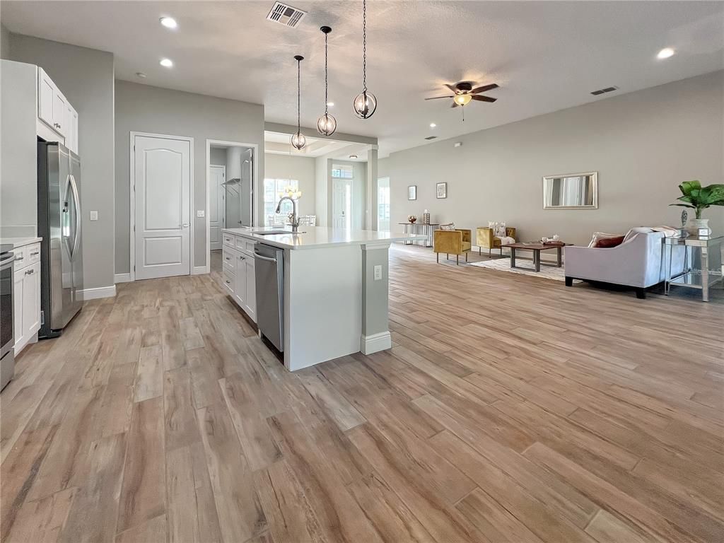 Interior, Kitchen, Living room, Pendant Lights, Recessed Lighting, Wood Texture Flooring