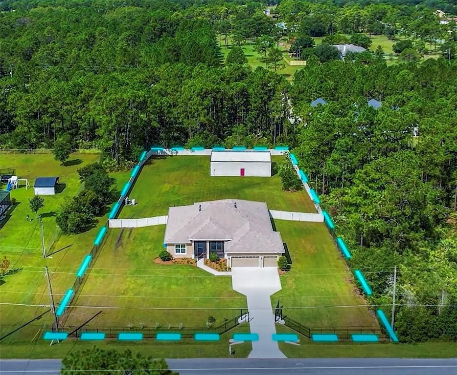 Exterior, Drone