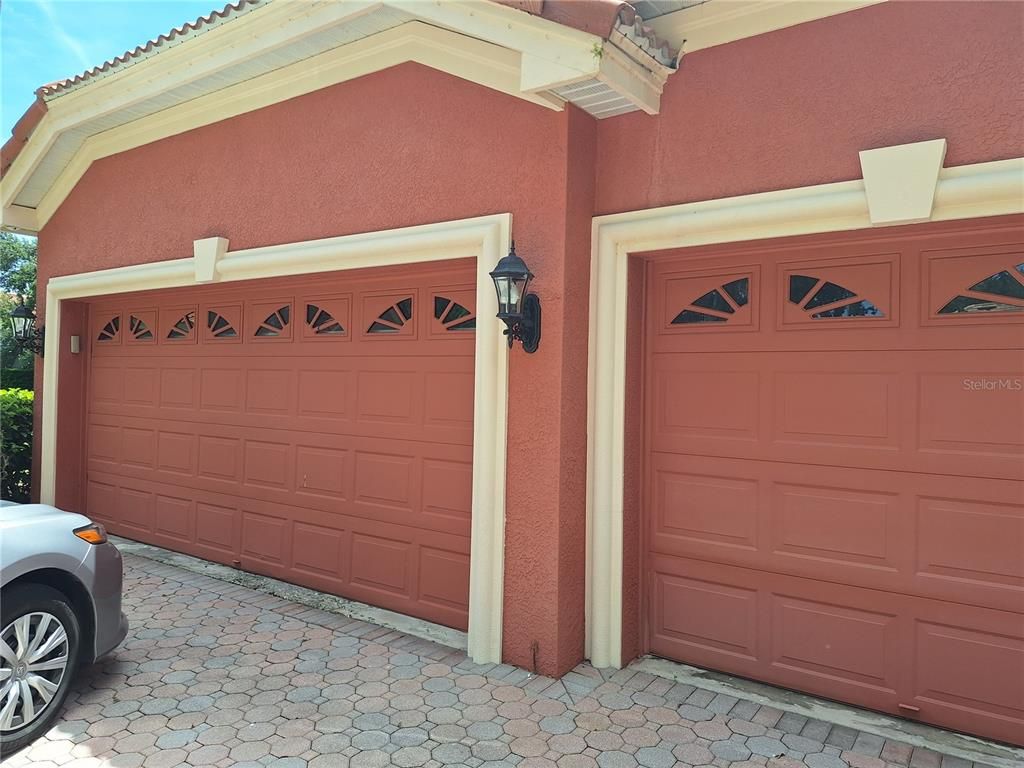 Detached Garage, Exterior