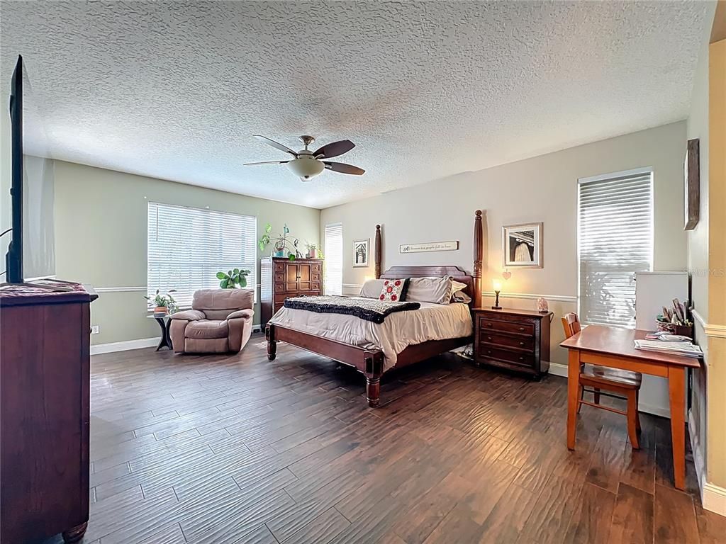 Bedroom, Home Office, Interior, Wood Texture Flooring