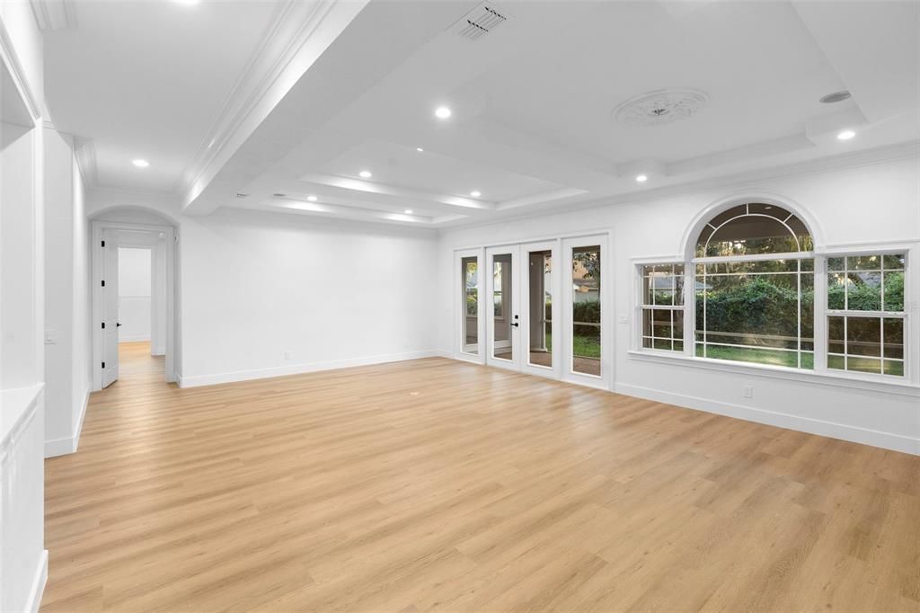 Empty room, Interior, Recessed Lighting, Wood Texture Flooring