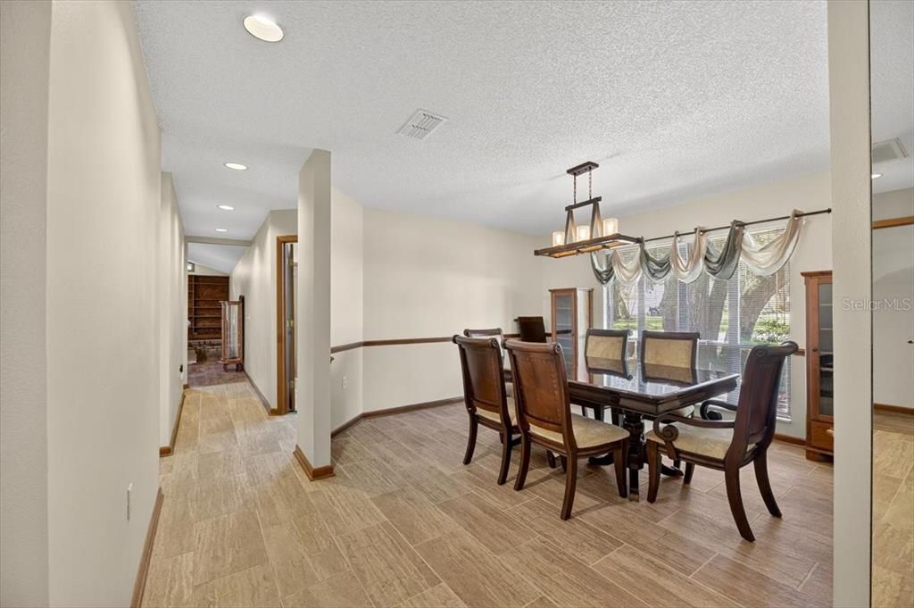 Chandelier, Dining room, Interior, Pendant Lights, Recessed Lighting, Wood Texture Flooring