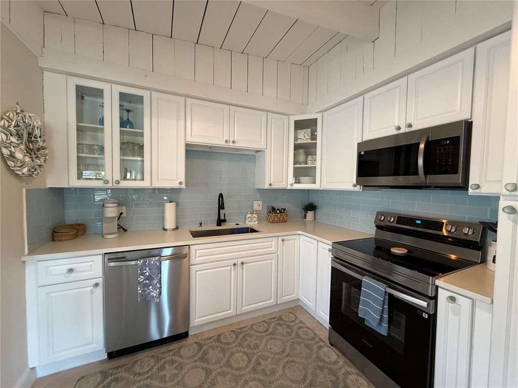 Interior, Kitchen, Stainless Steel Appliances