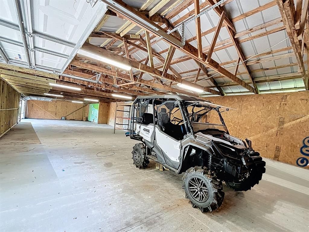 Garage, Interior