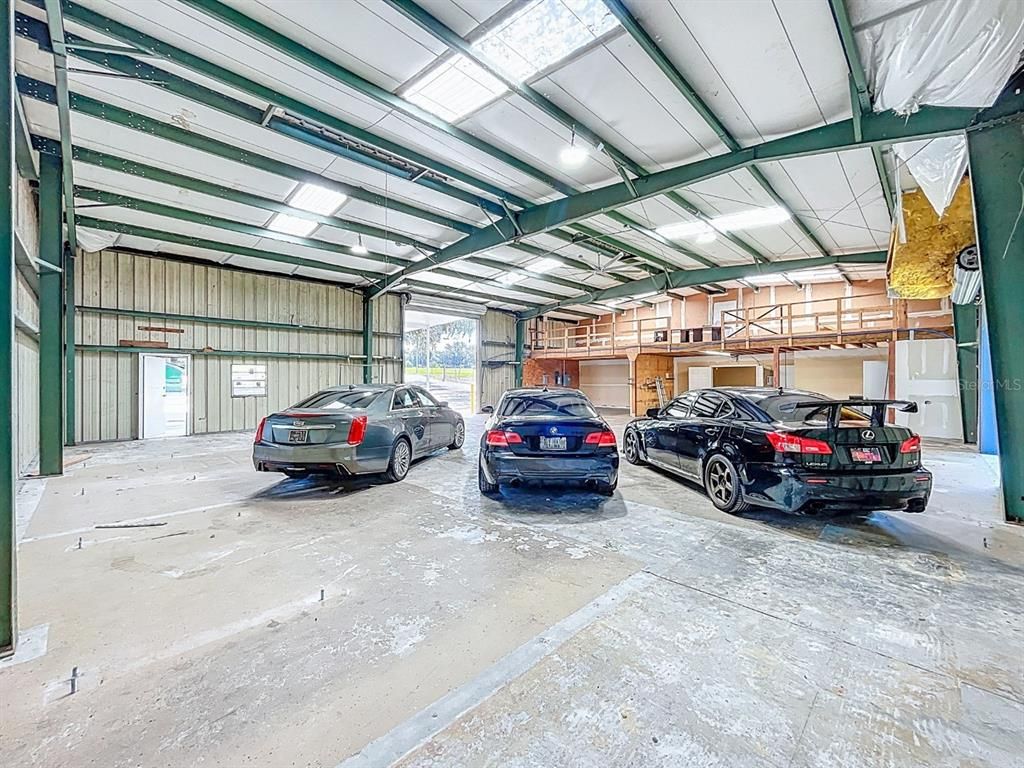 Garage, Interior