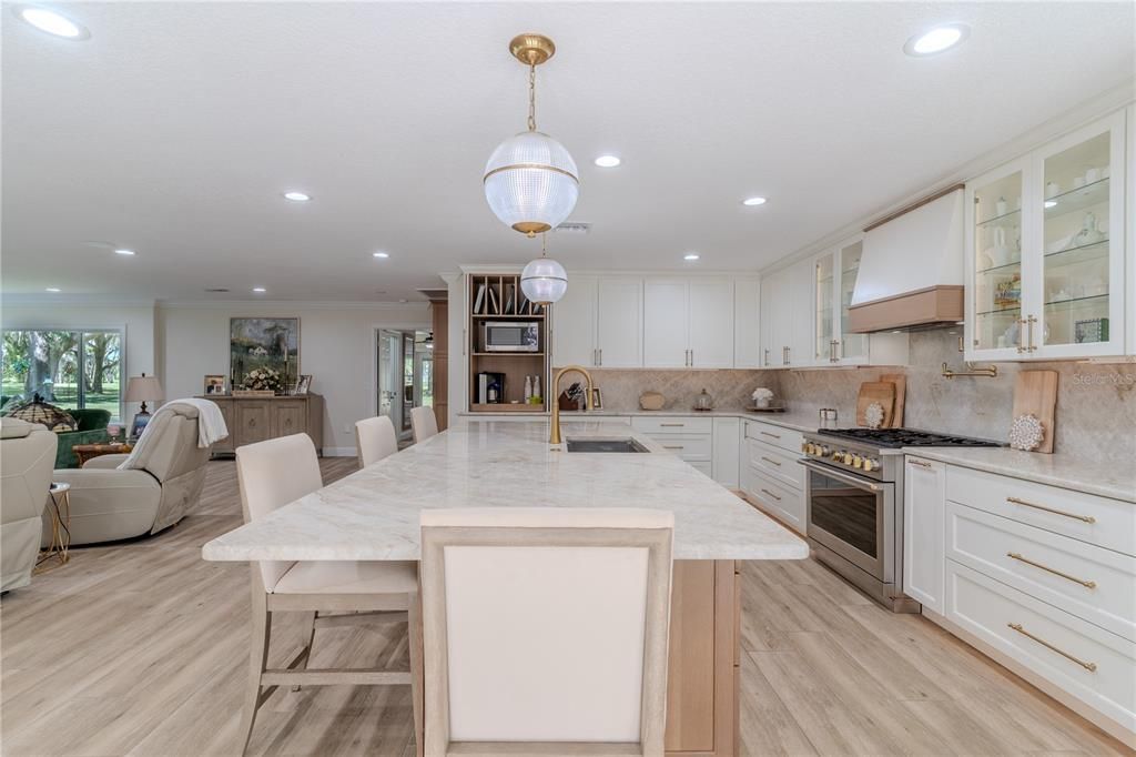 Interior, Kitchen, Living room, Pendant Lights, Recessed Lighting, Wood Texture Flooring