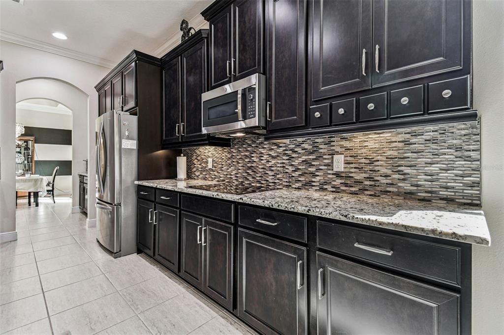 Dining room, Interior, Kitchen, Recessed Lighting