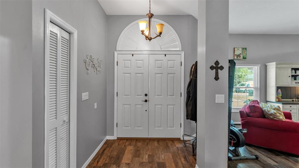 Fitness Equipment, Interior, Pendant Lights, Wood Texture Flooring
