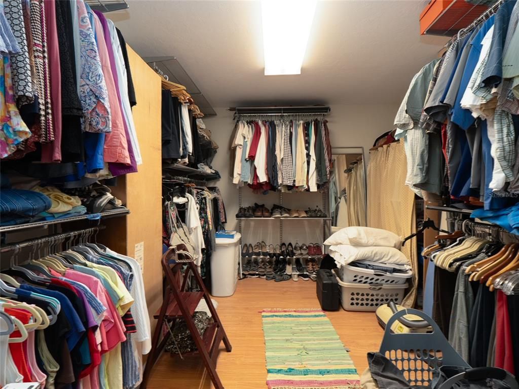 Interior, Walk-in Closets, Wood Texture Flooring
