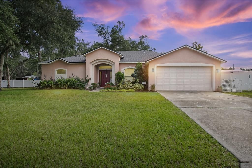 Attached, Backyard, Exterior, Facade, Ranch