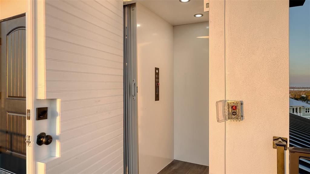 Elevator, Interior, Recessed Lighting