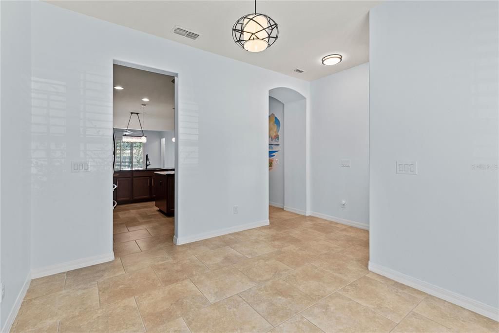 Empty room, Interior, Pendant Lights, Recessed Lighting