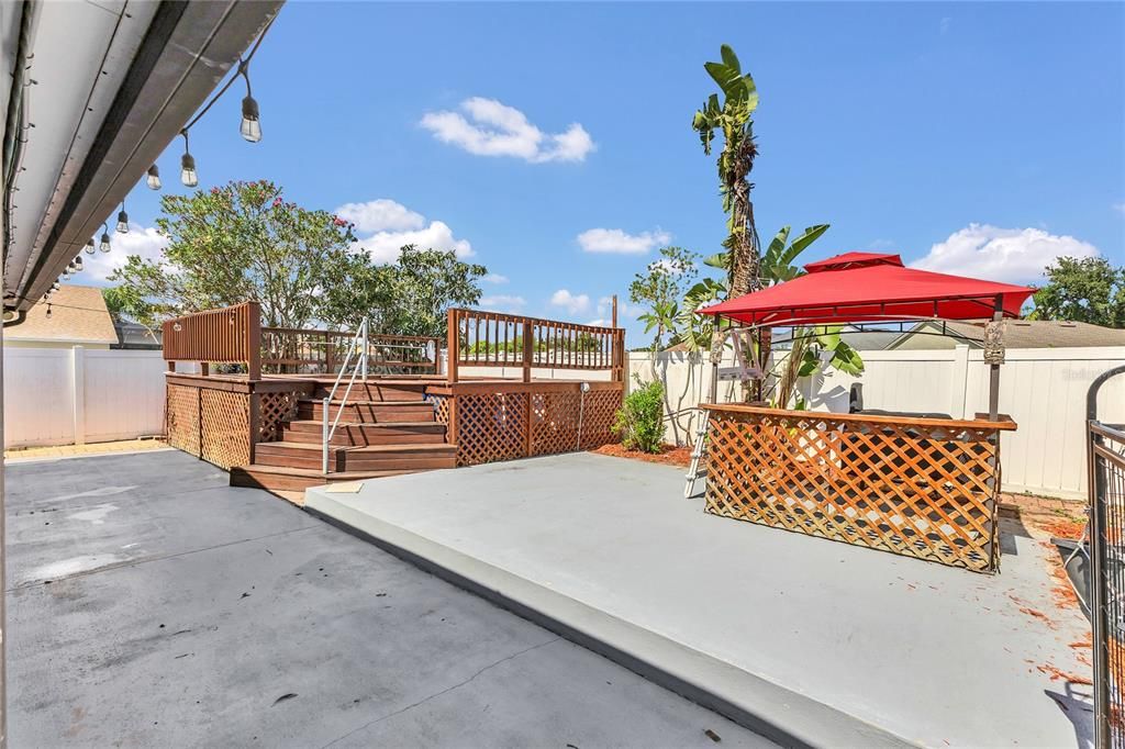 Backyard, Exterior