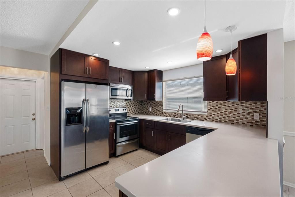 Interior, Kitchen, Pendant Lights, Recessed Lighting, Stainless Steel Appliances