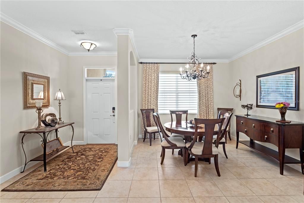 Chandelier, Dining room, Interior