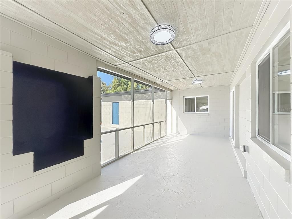 Fireplace, Interior, Sun Room
