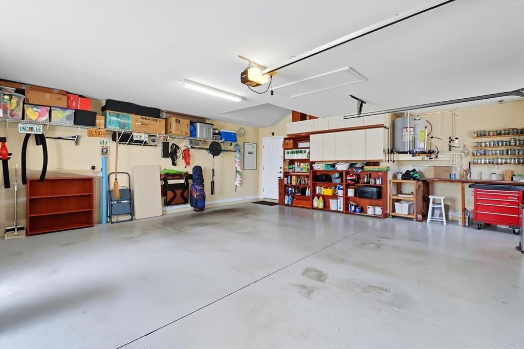 Garage, Interior