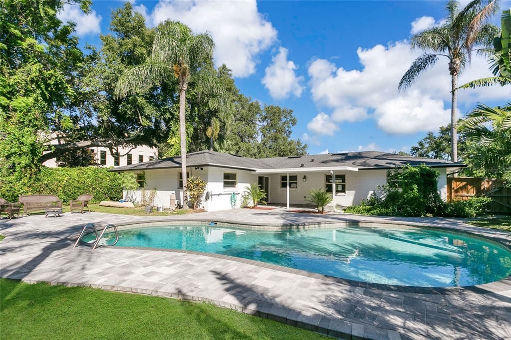 Exterior, Pool