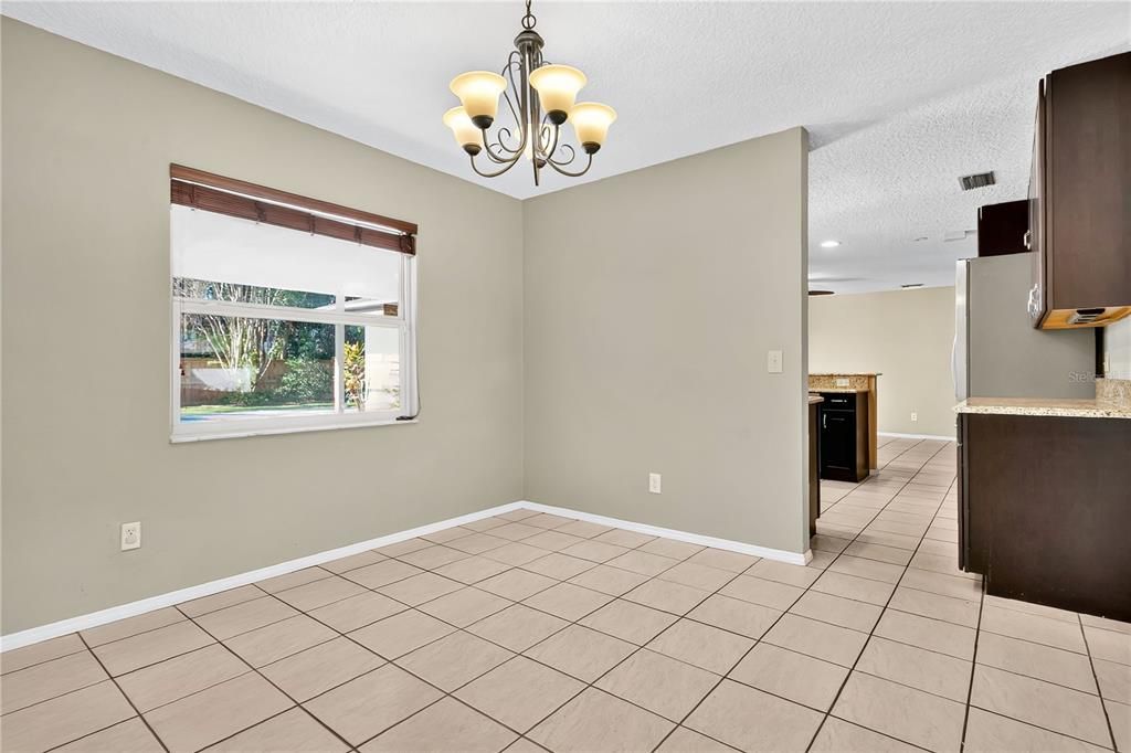 Chandelier, Empty room, Interior, Recessed Lighting