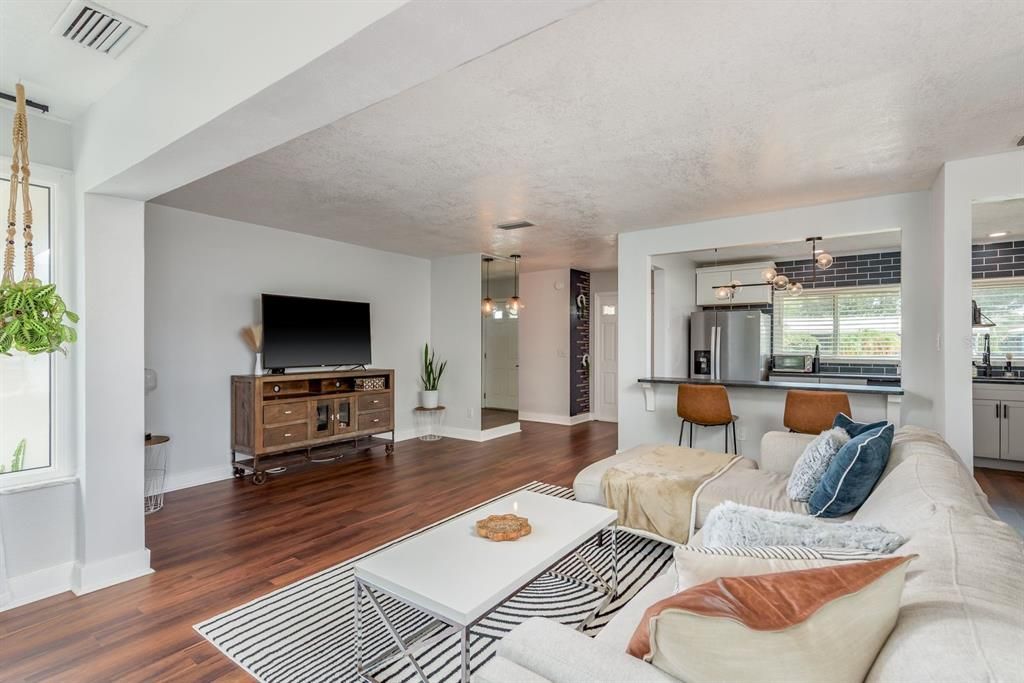Interior, Kitchen, Living room, Pendant Lights, Stainless Steel Appliances, Wood Texture Flooring