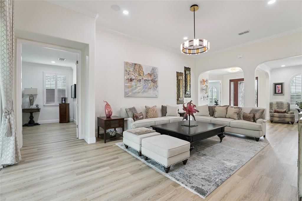 Interior, Living room, Pendant Lights, Recessed Lighting, Wood Texture Flooring
