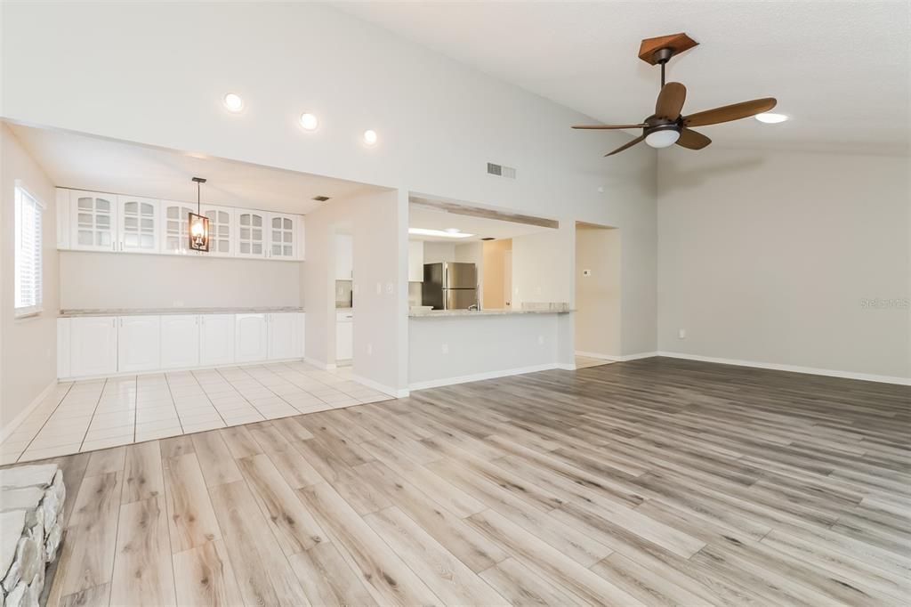 Empty room, Interior, Pendant Lights, Recessed Lighting, Wood Texture Flooring
