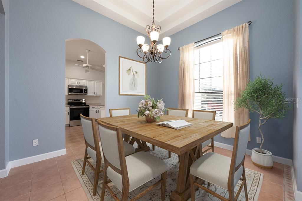 Chandelier, Dining room, Interior, Kitchen, Stainless Steel Appliances