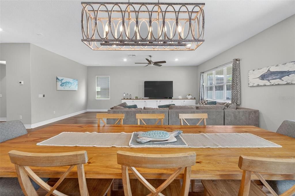 Dining room, Interior, Living room, Recessed Lighting, Wood Texture Flooring