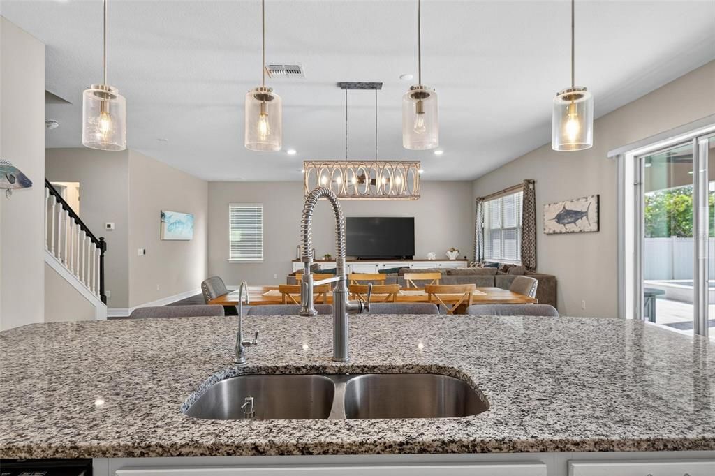 Dining room, Interior, Pendant Lights