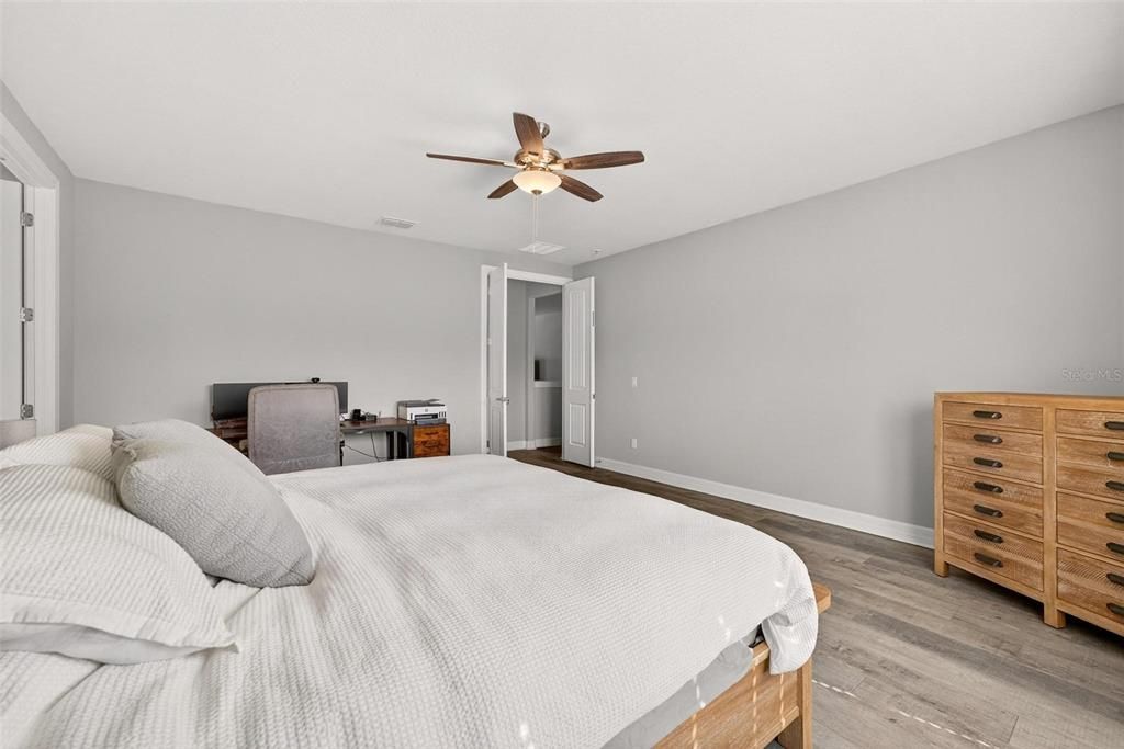 Bedroom, Home Office, Interior, Wood Texture Flooring