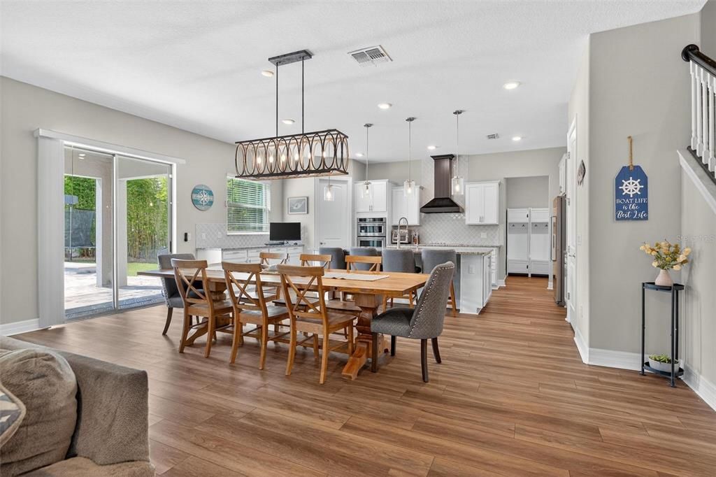 Dining room, Interior, Kitchen, Pendant Lights, Recessed Lighting, Wood Texture Flooring