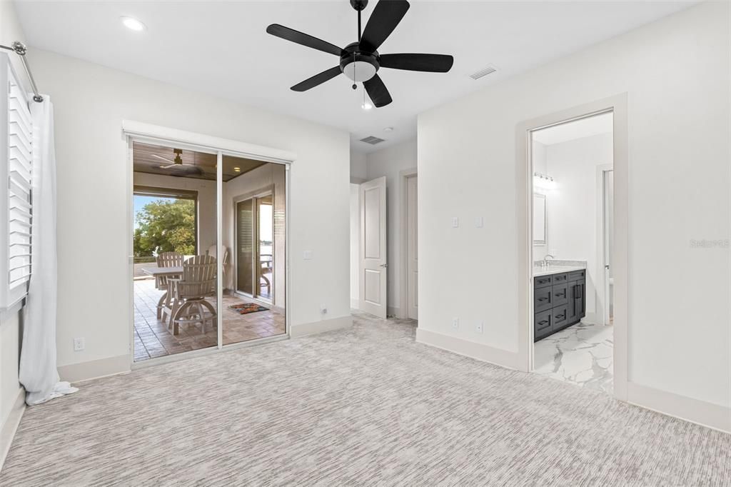 Bathroom, Interior, Marble, Recessed Lighting