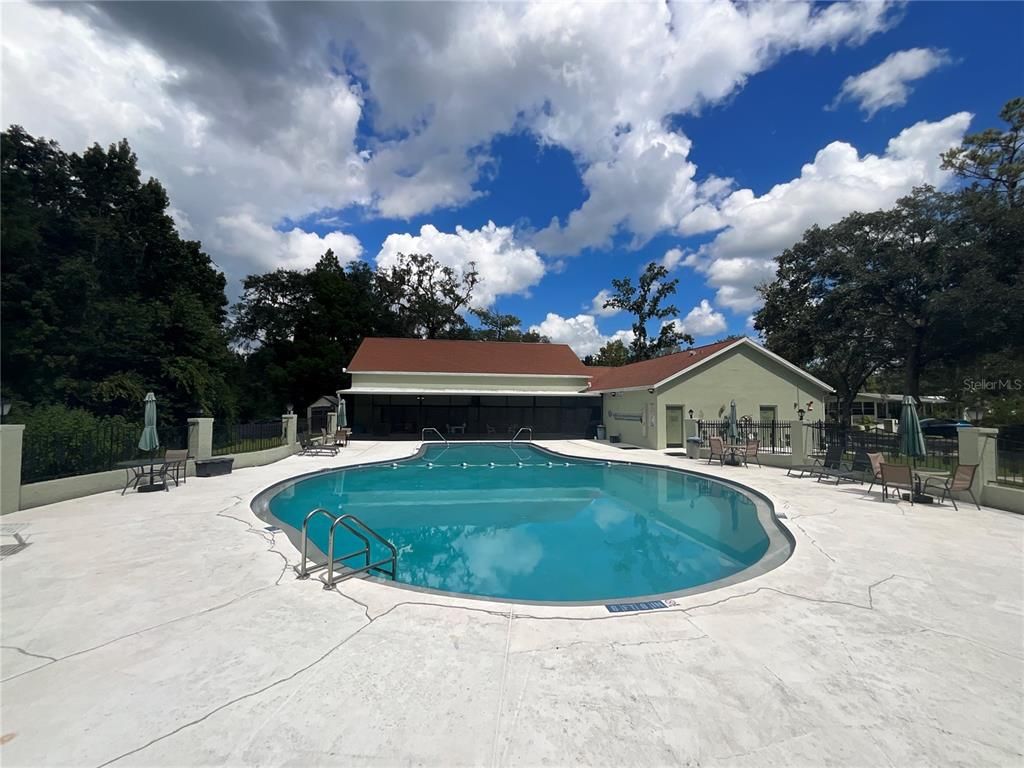 Exterior, Pool