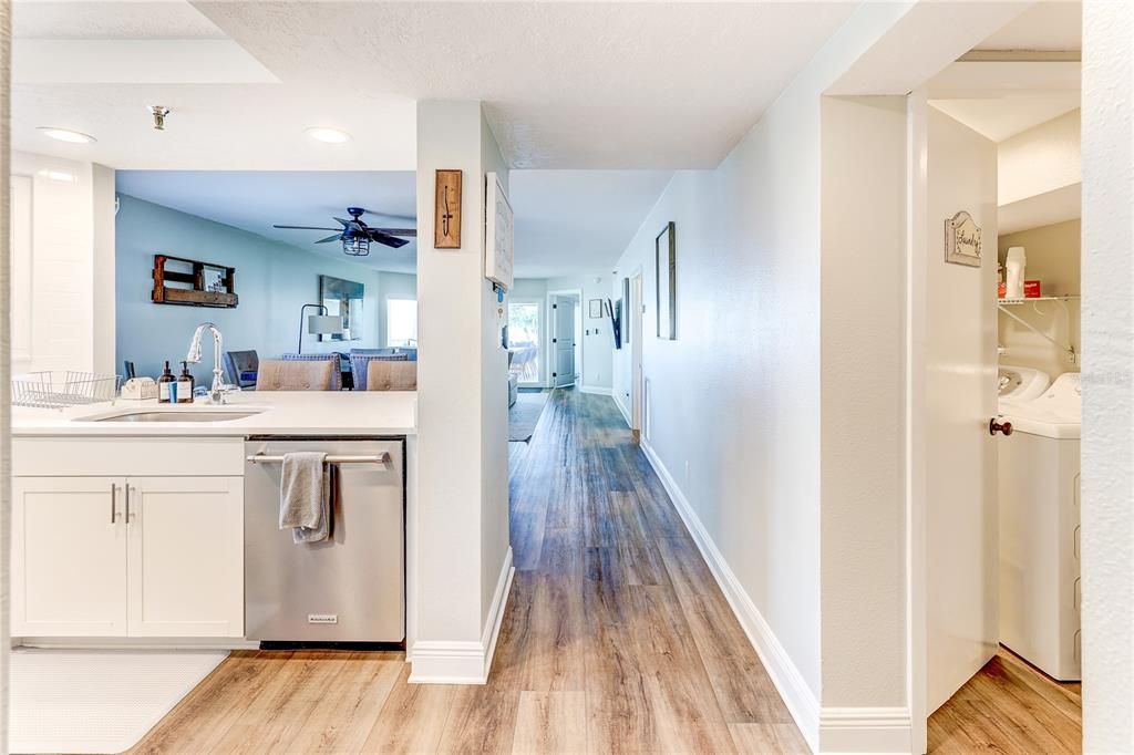 Interior, Recessed Lighting, Wood Texture Flooring