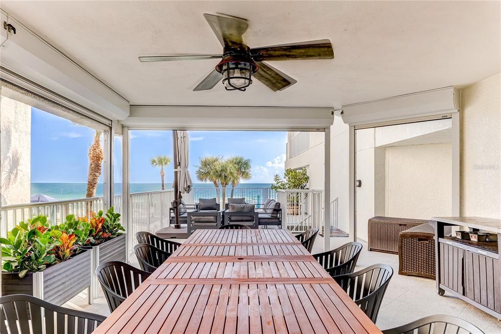 Dining room, Interior, Sun Room, Water