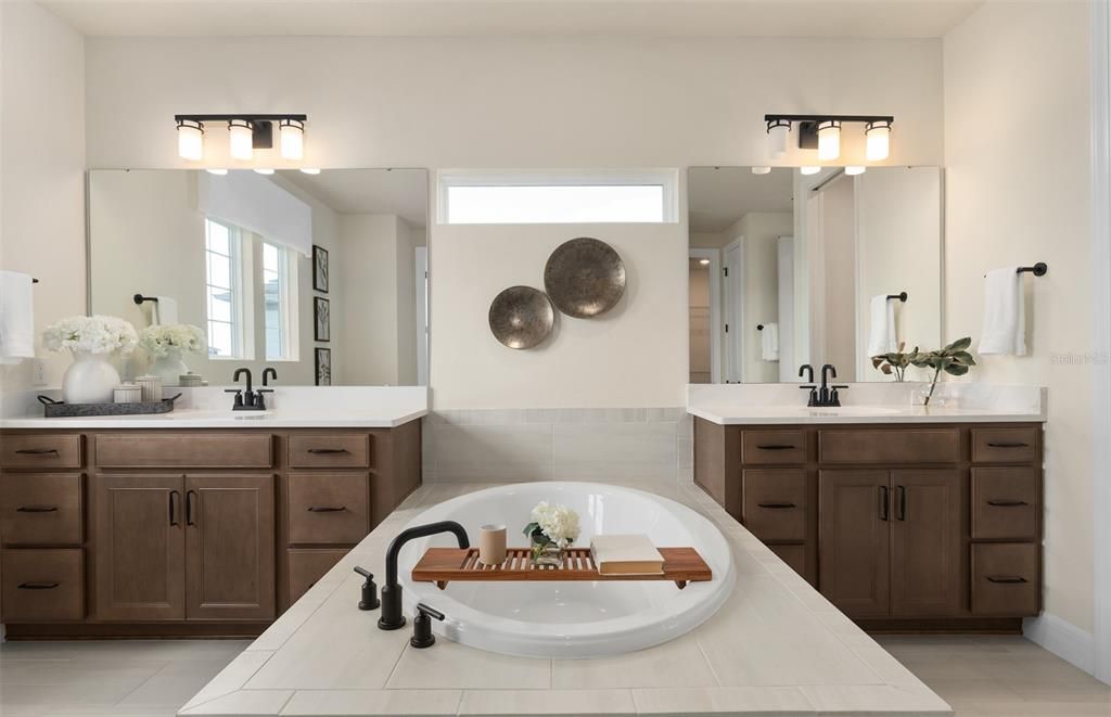 Bathroom, Dual Sink Vanities, Interior