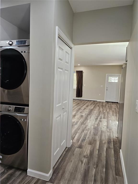 Interior, Recessed Lighting, Utility Closets, Washer, Wood Texture Flooring