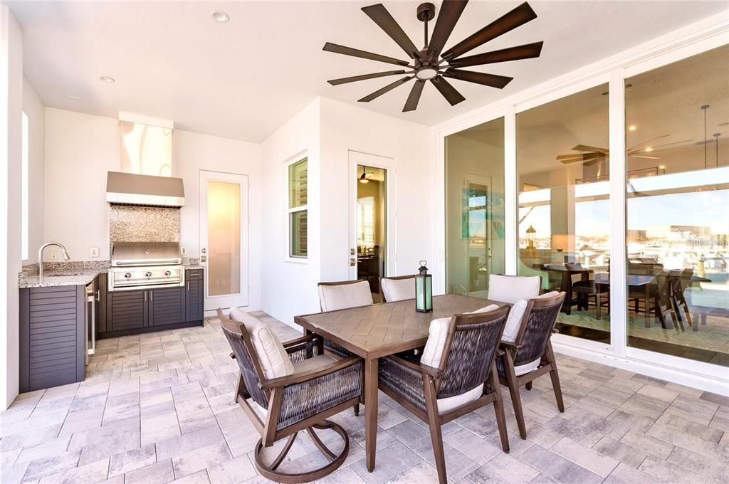 Dining room, Exterior, Outdoor Kitchen, Recessed Lighting