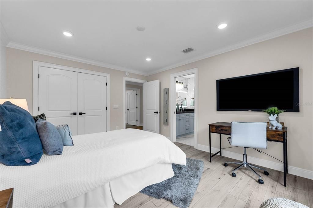 Bedroom, Home Office, Interior, Recessed Lighting, Wood Texture Flooring