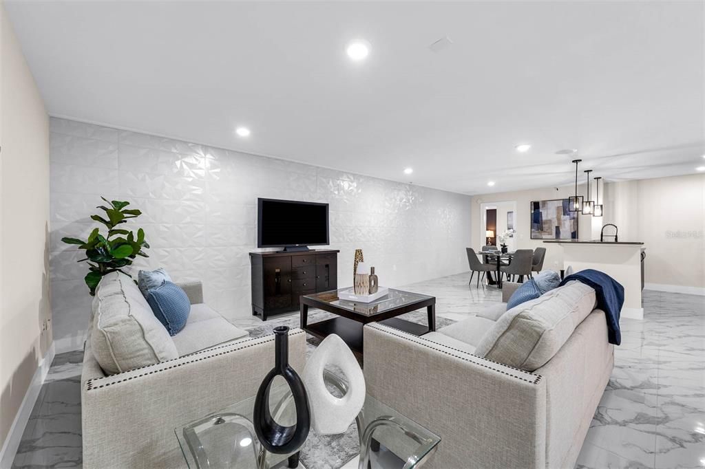 Dining room, Interior, Living room, Marble, Pendant Lights, Recessed Lighting
